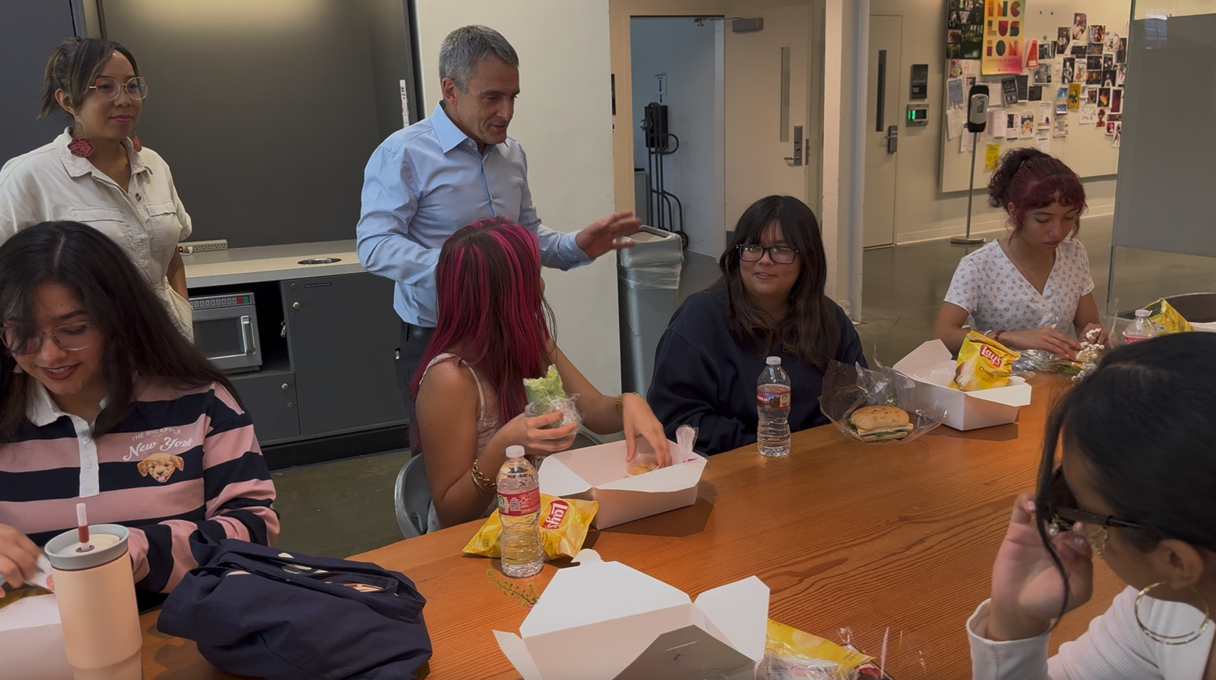 Dean Galloway with WIE students.
